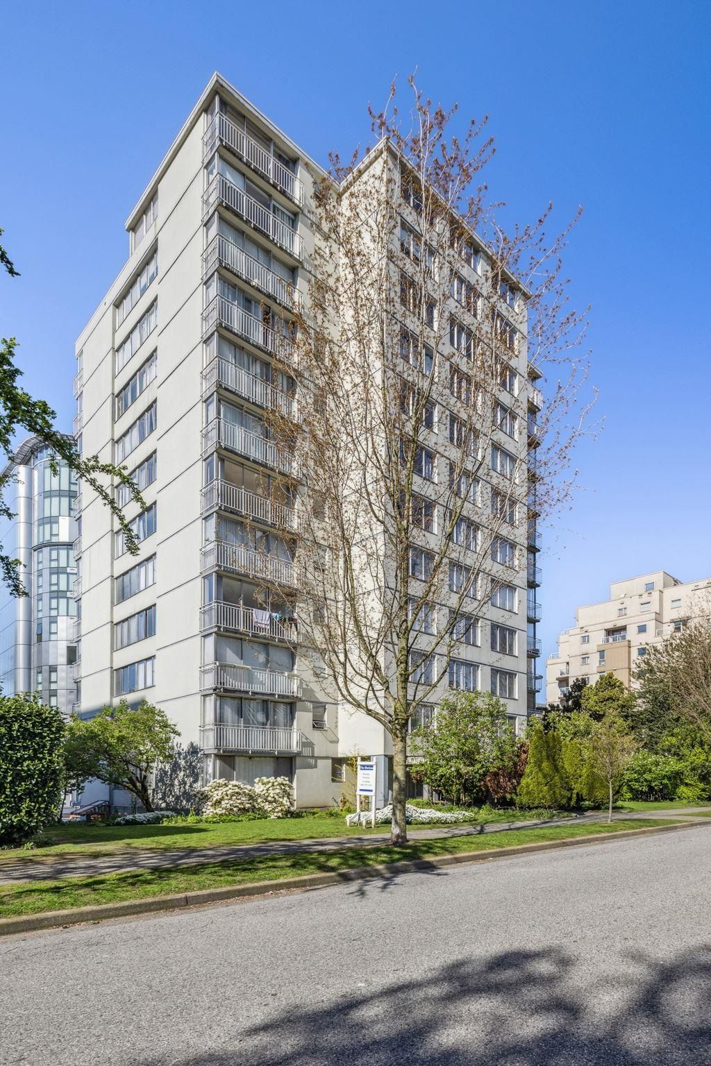 listing image 1103977096157252921