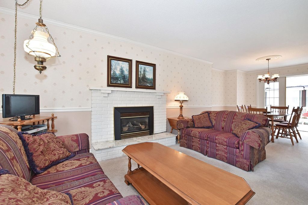 listing image 1102170438824465906