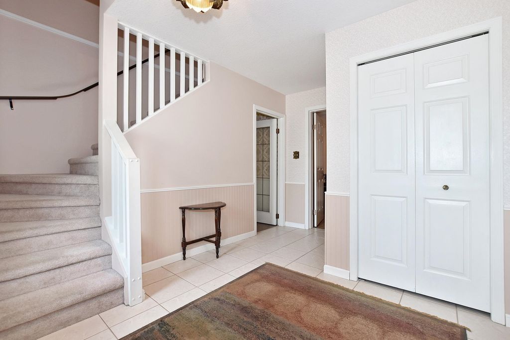 listing image 1106201185646113554