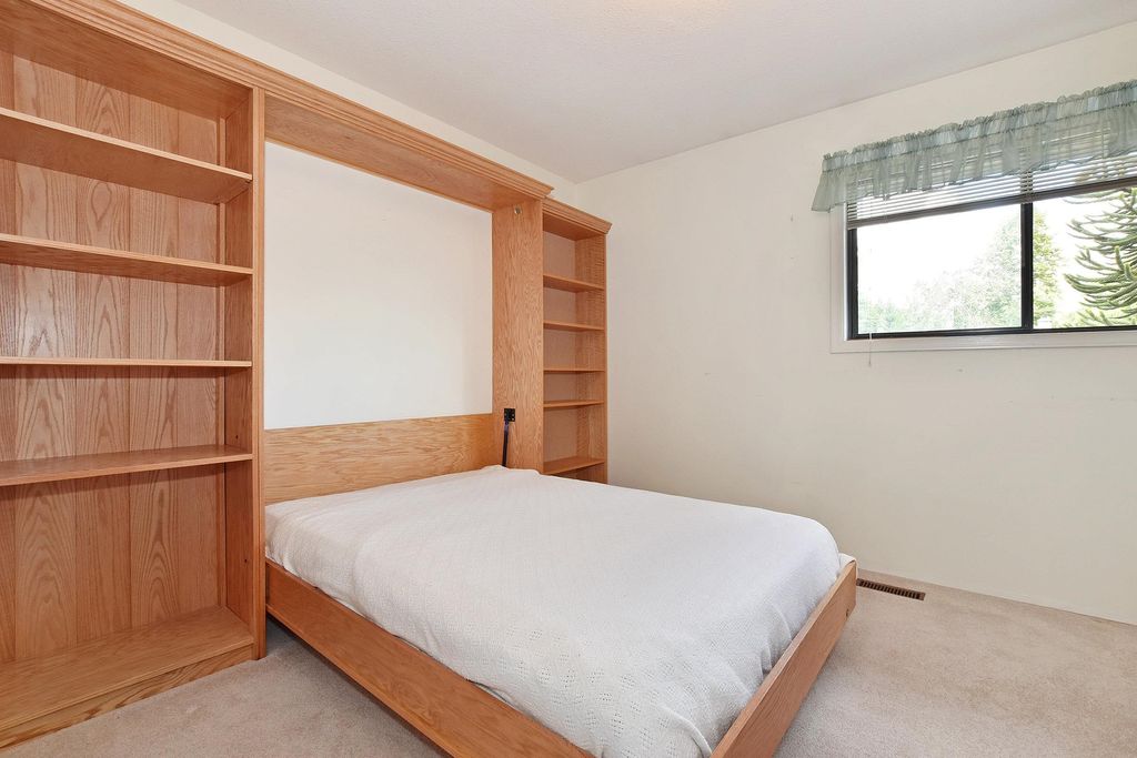 listing image 1106515715543805546