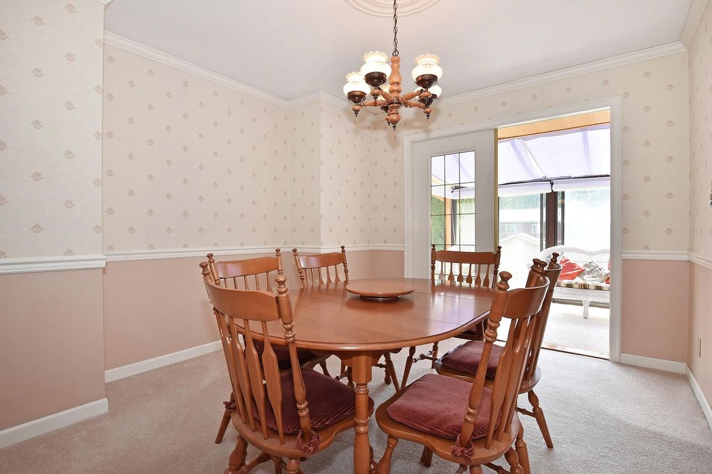 listing image 1101910601233042265