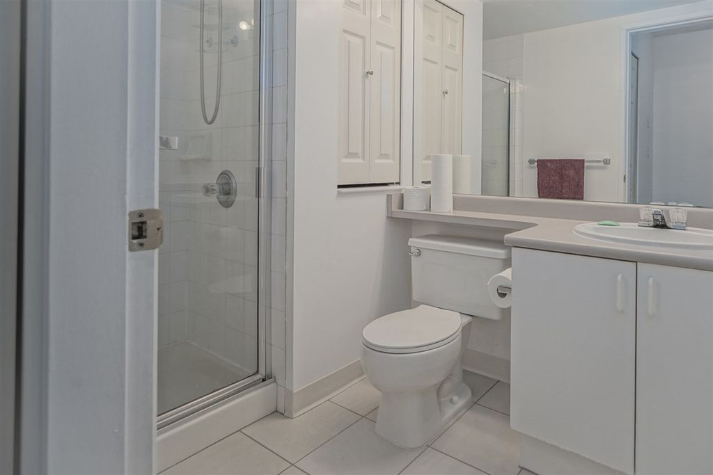 listing image 1107693831313811260