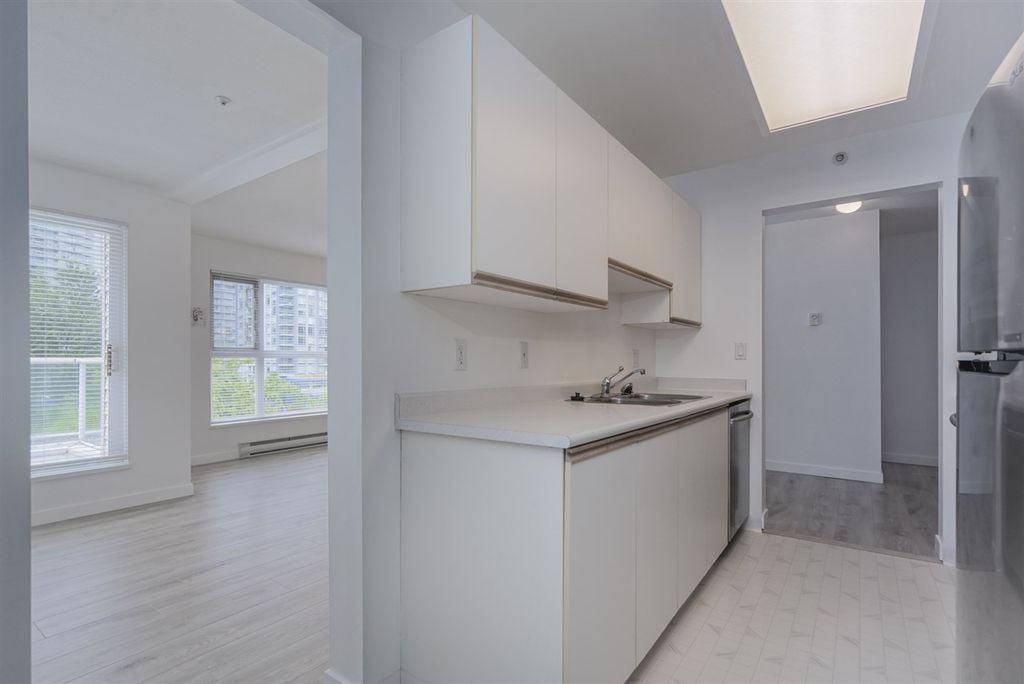 listing image 1108712248296580188