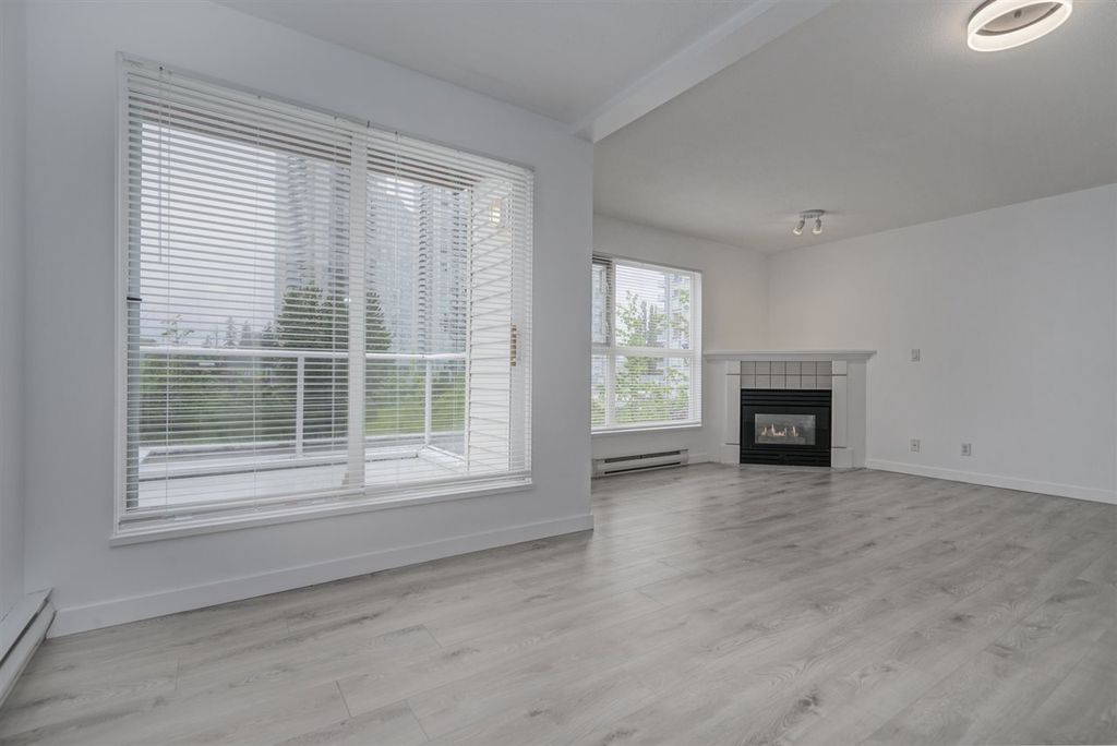 listing image 1106002370057151649