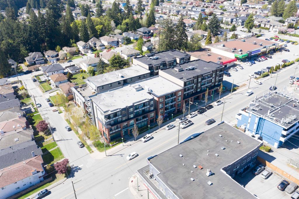 listing image 1102270515780357057