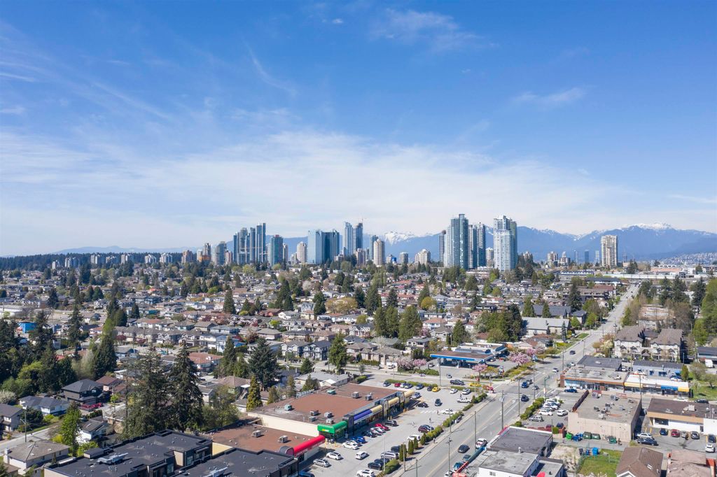 listing image 1104530907567815389