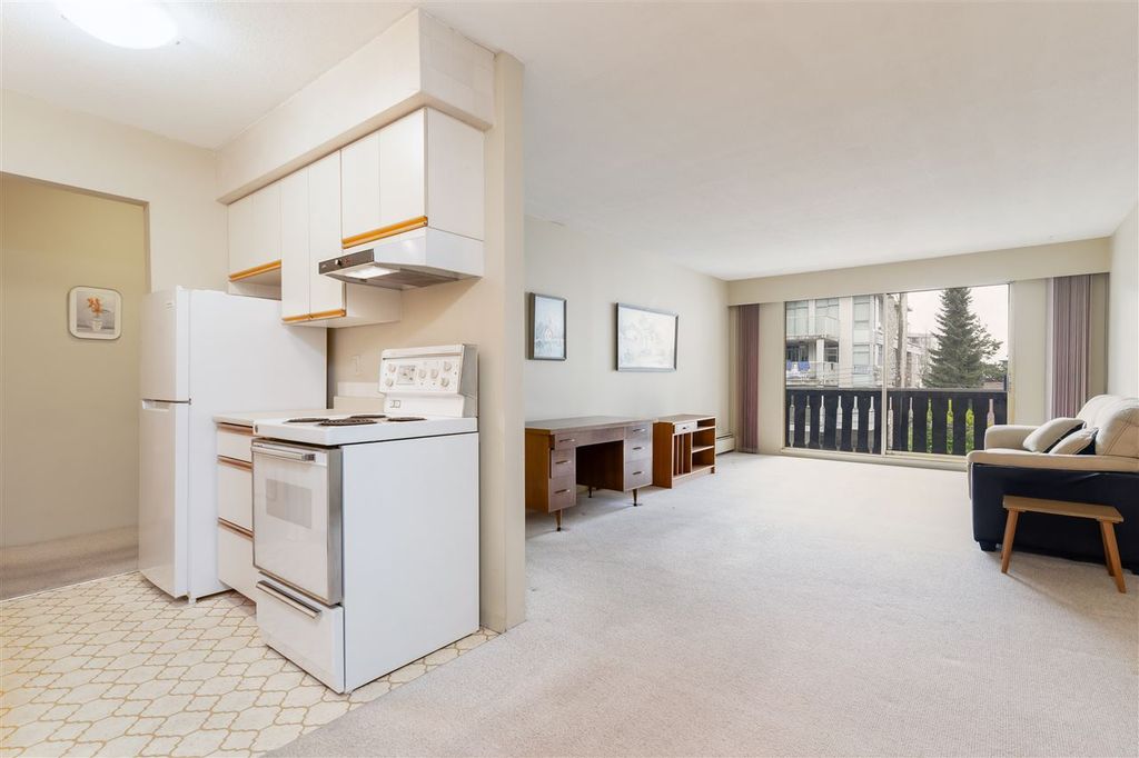 listing image 1109236527681430661