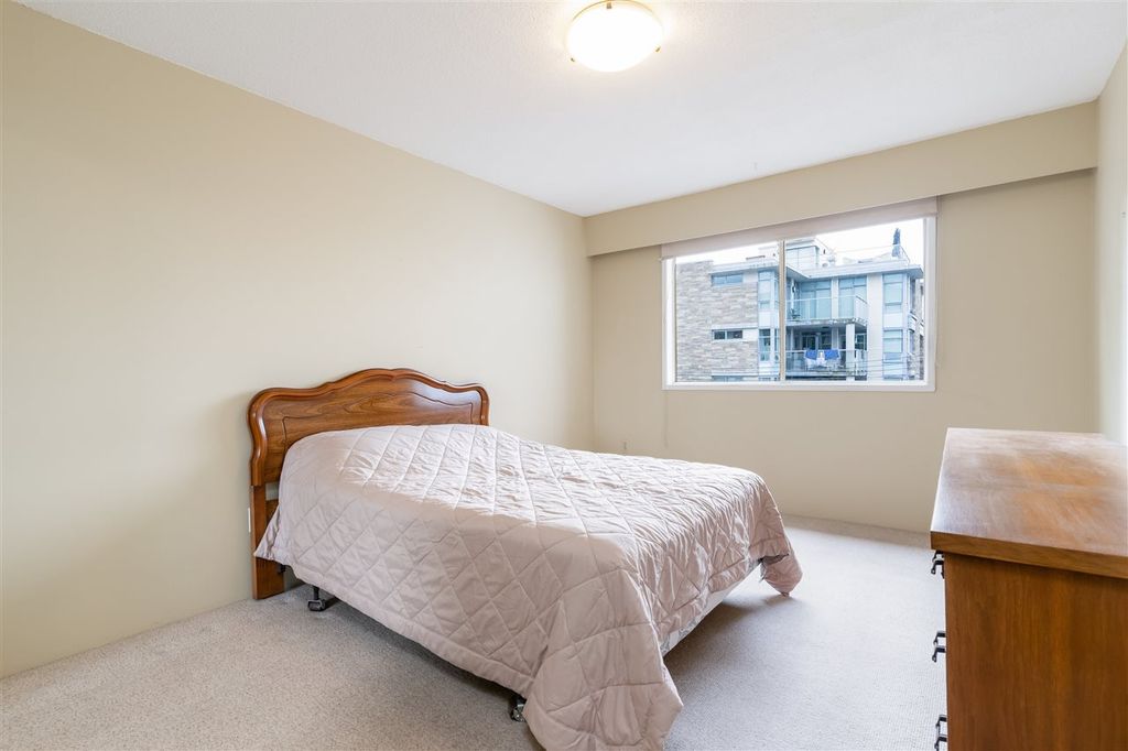 listing image 1105816992500511006