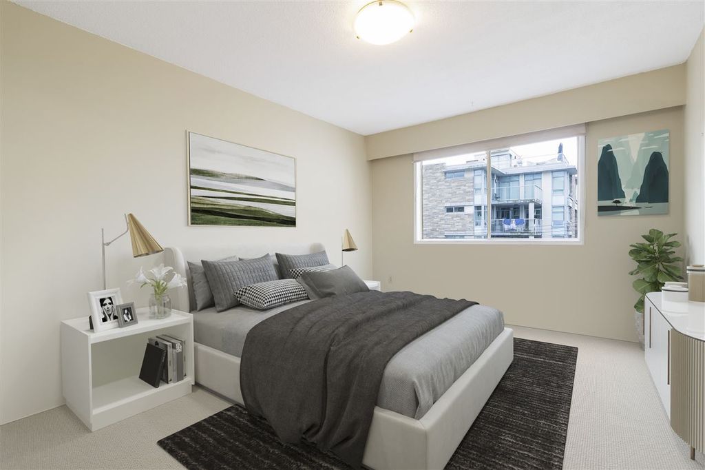 listing image 1107977466052160430