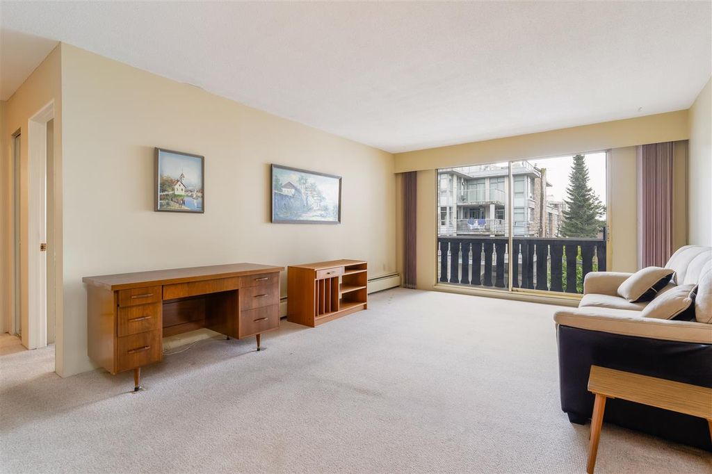 listing image 1106992922357897992