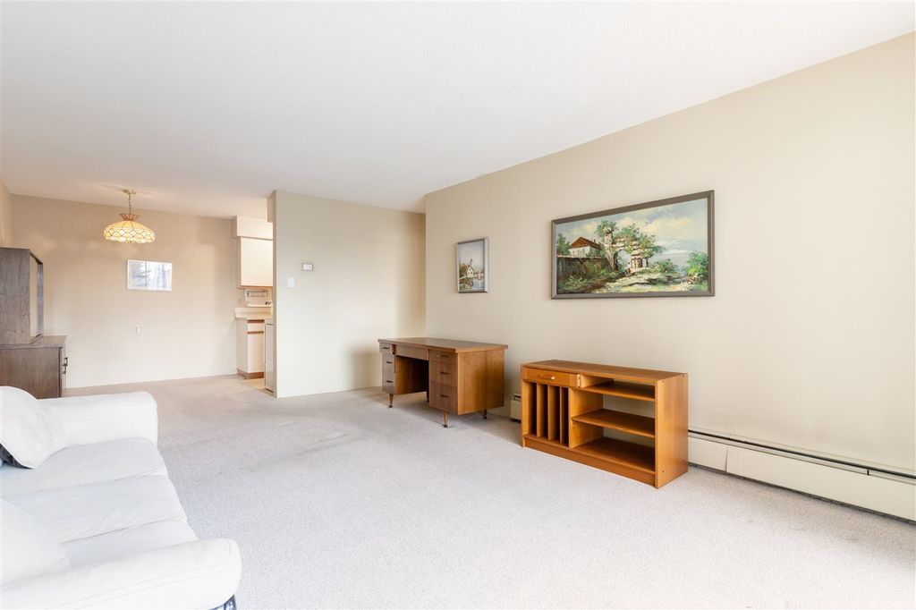 listing image 1106737141025746657