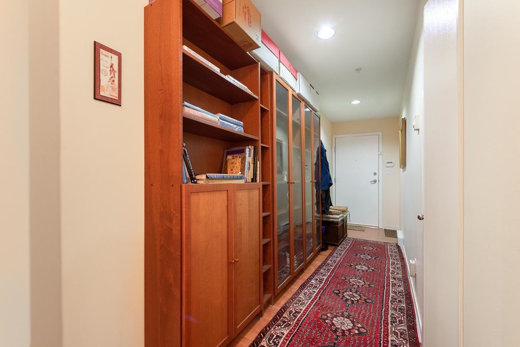 listing image 1101850833979927441