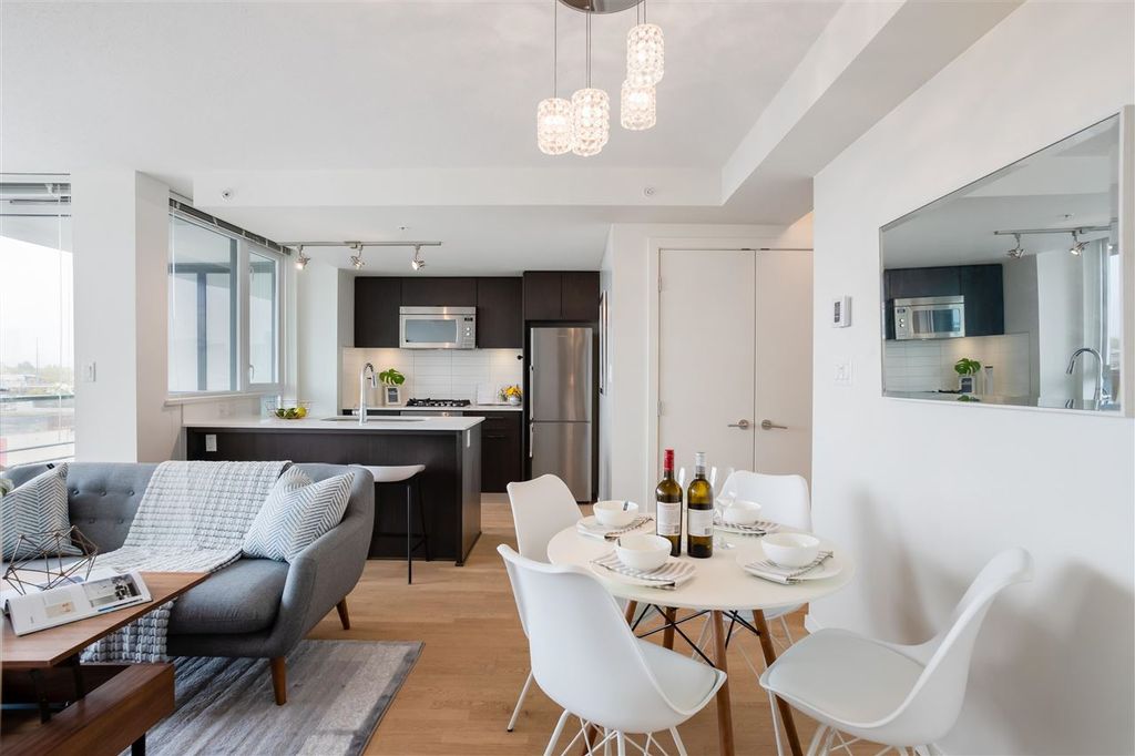 listing image 1102883051523109832