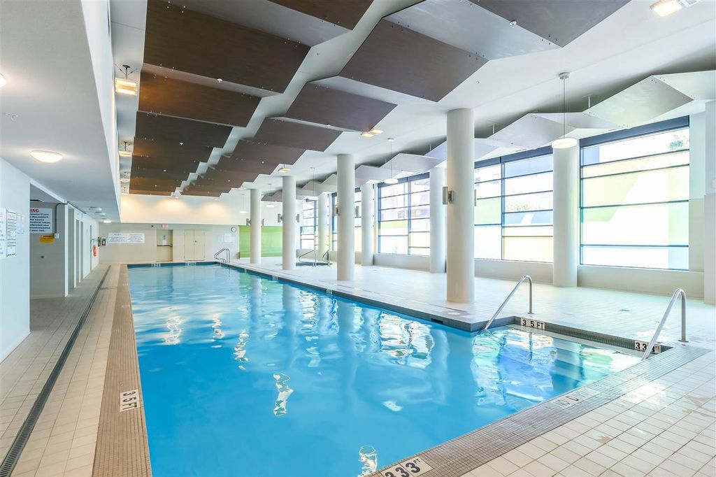 listing image 1103072058323274066