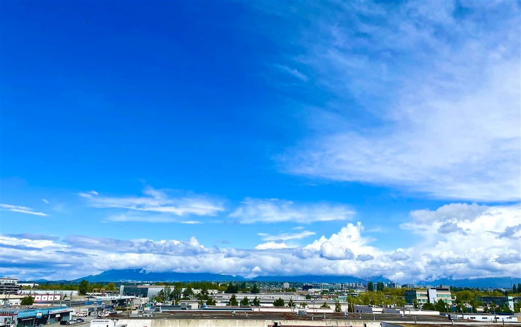 listing image 1104465016620548259