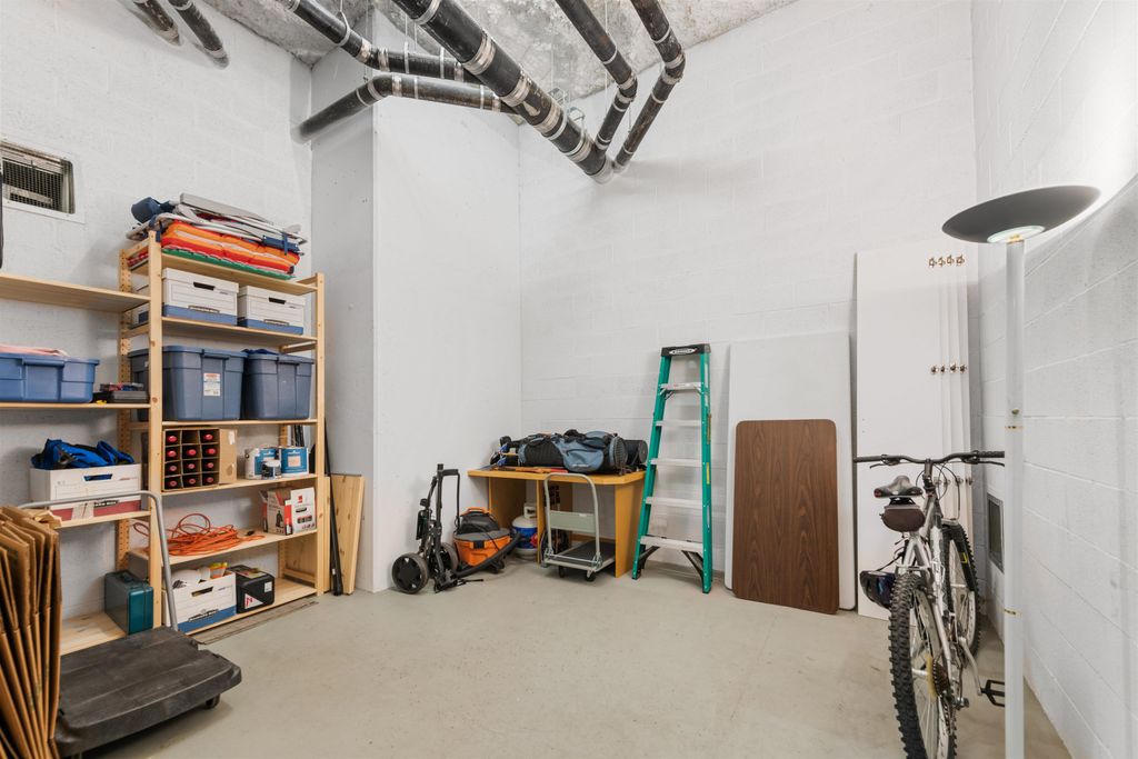 listing image 1103642957263865207