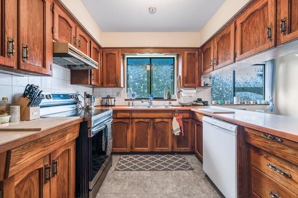 listing image 1109556399140121543