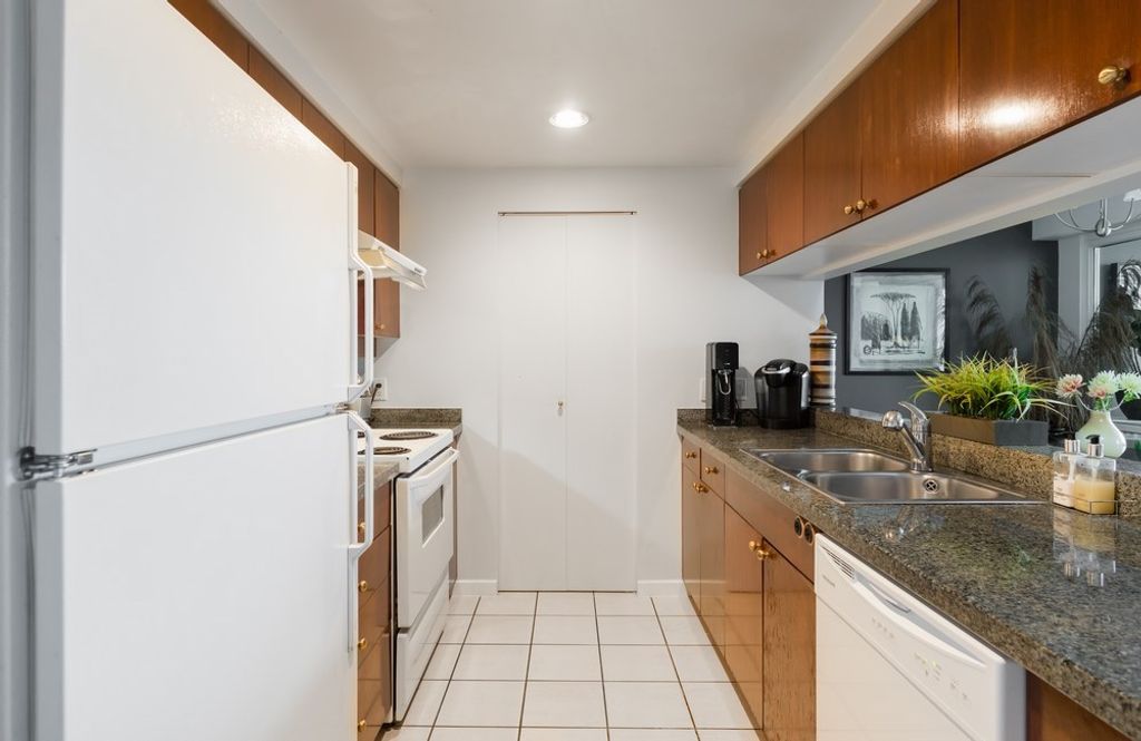 listing image 1101210826788222773