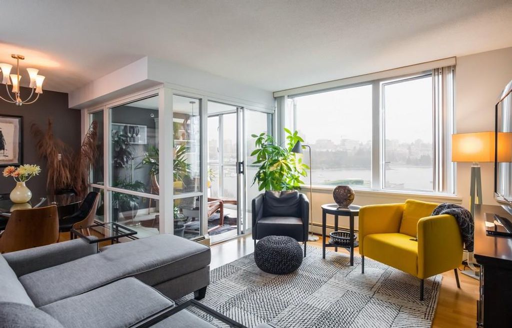 listing image 1104881503711575060