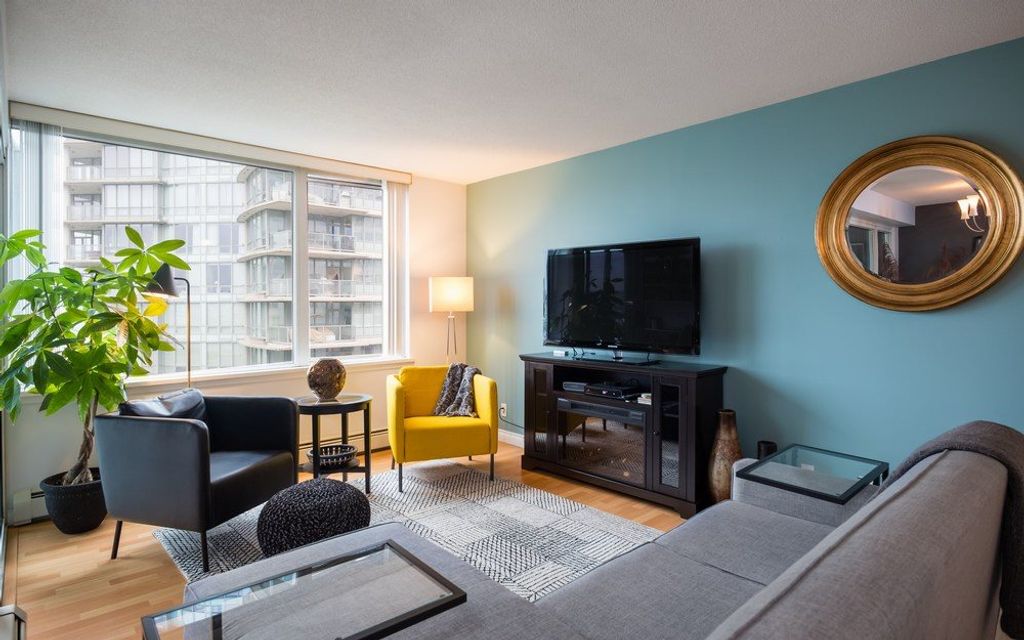 listing image 1108792890184274358