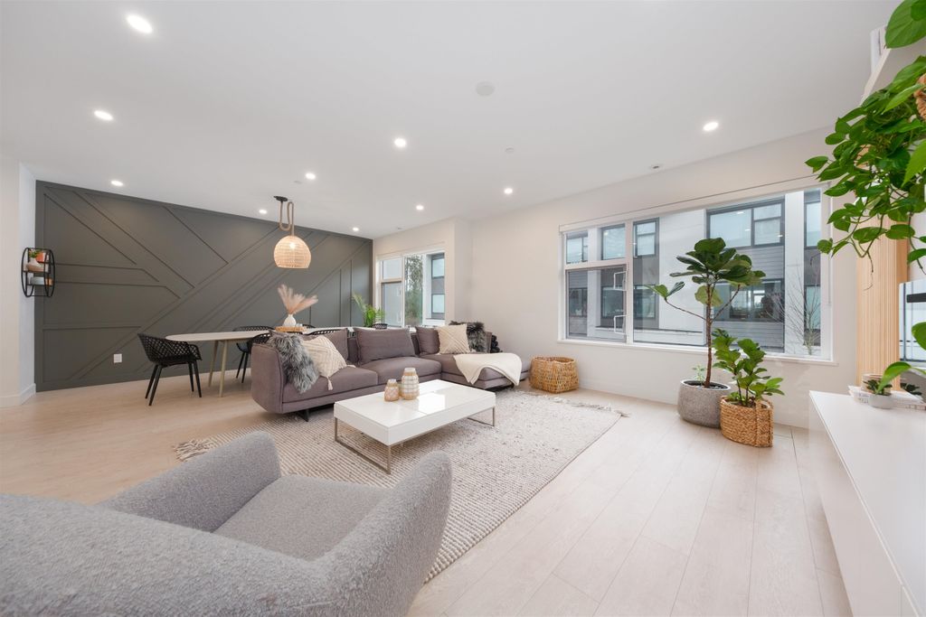 listing image 1101449259752237327
