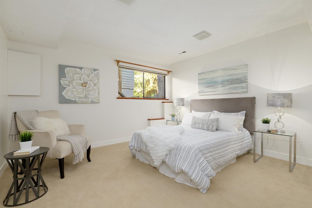 listing image 1102278647997331399