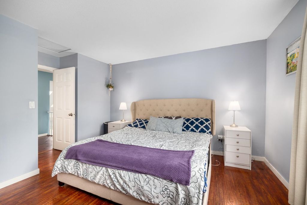 listing image 1109513539010675556