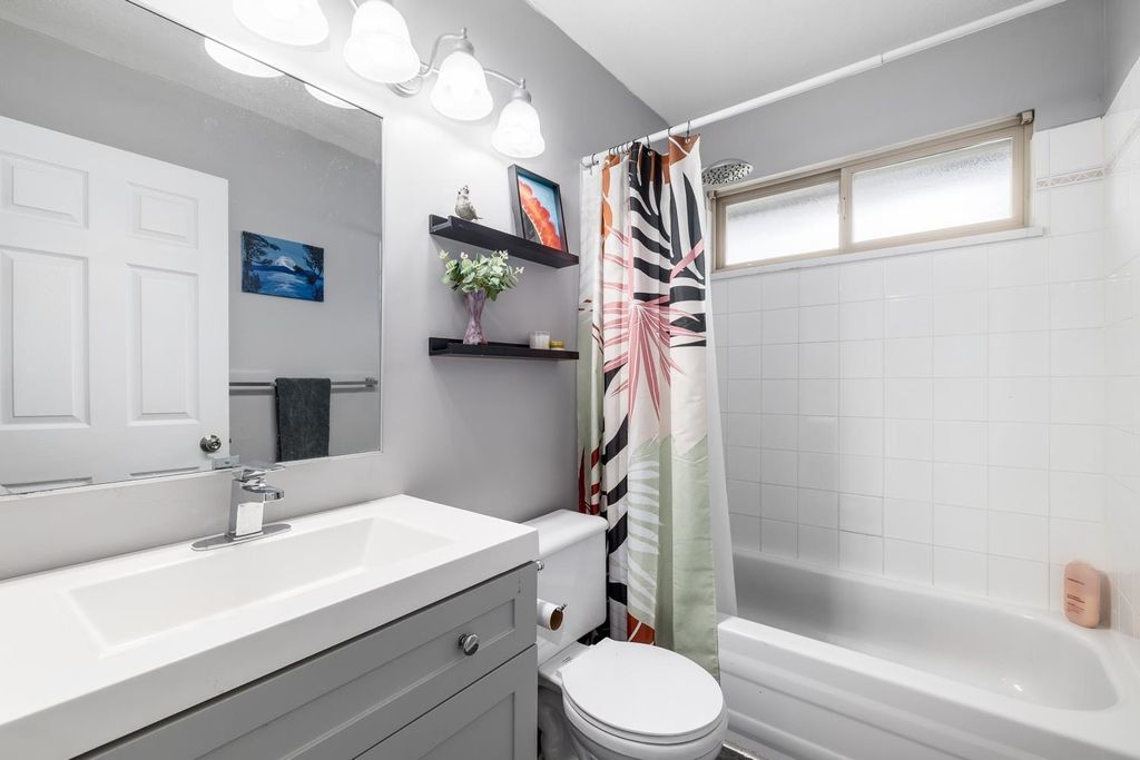 listing image 1103331935332186374
