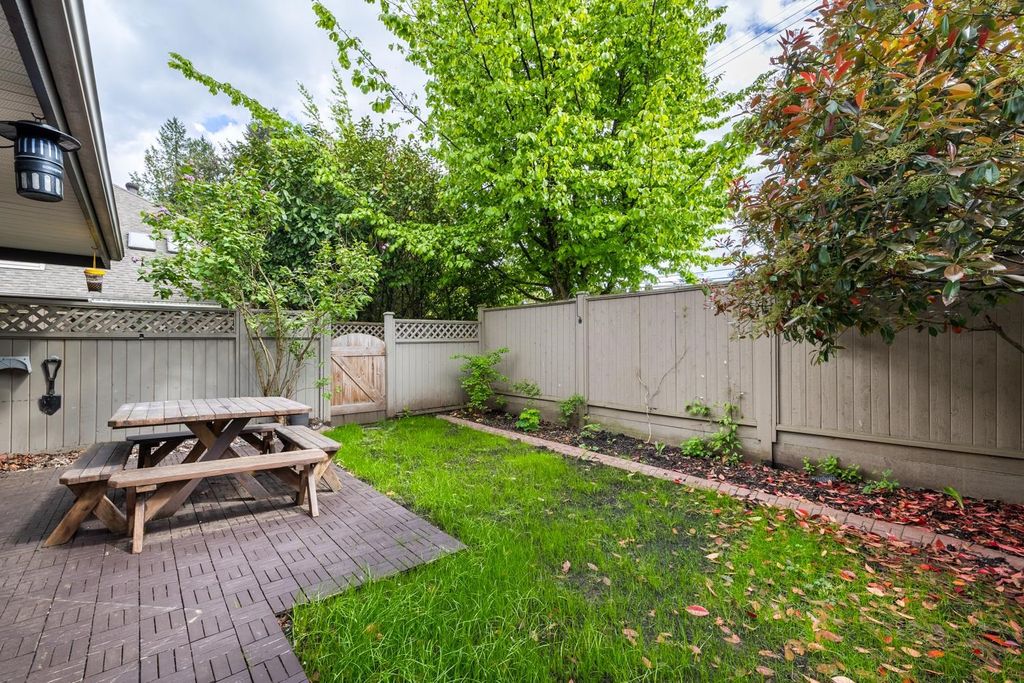 listing image 1104102940522919393