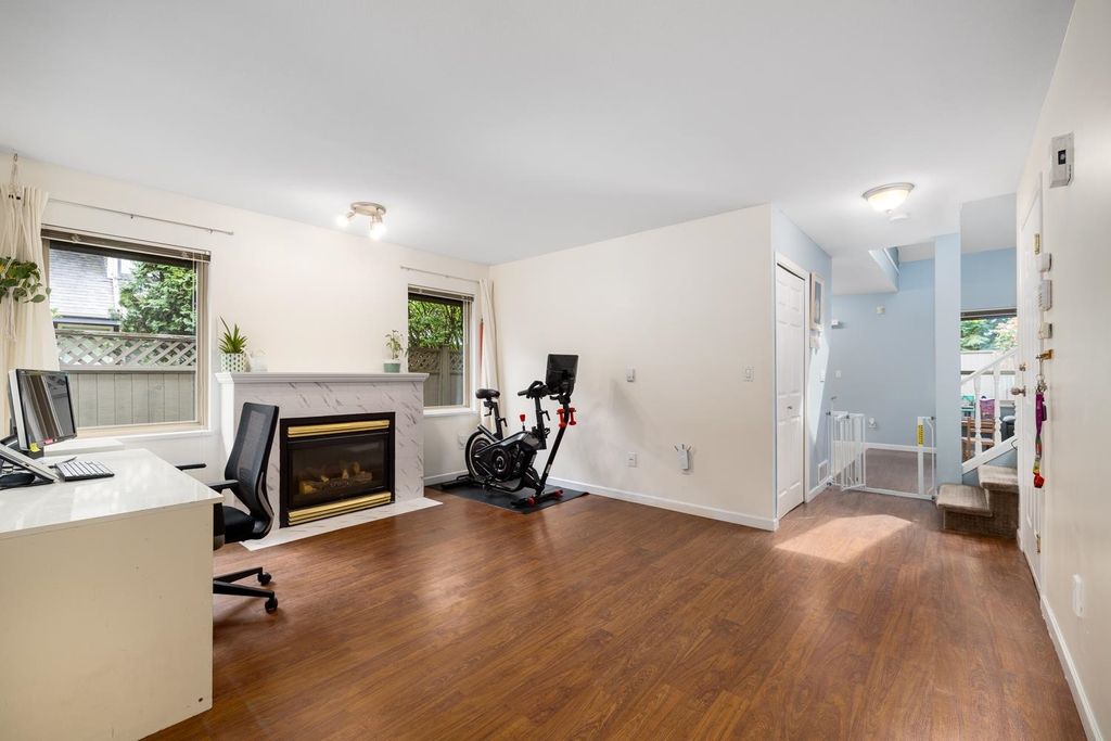 listing image 1107600413167253941