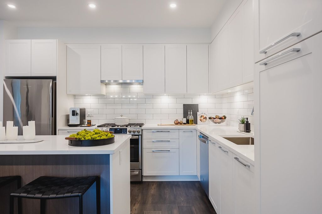 listing image 1103327499619527699