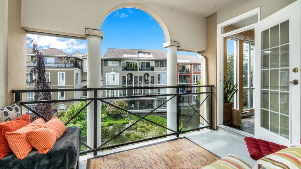 listing image 1107914725610482688