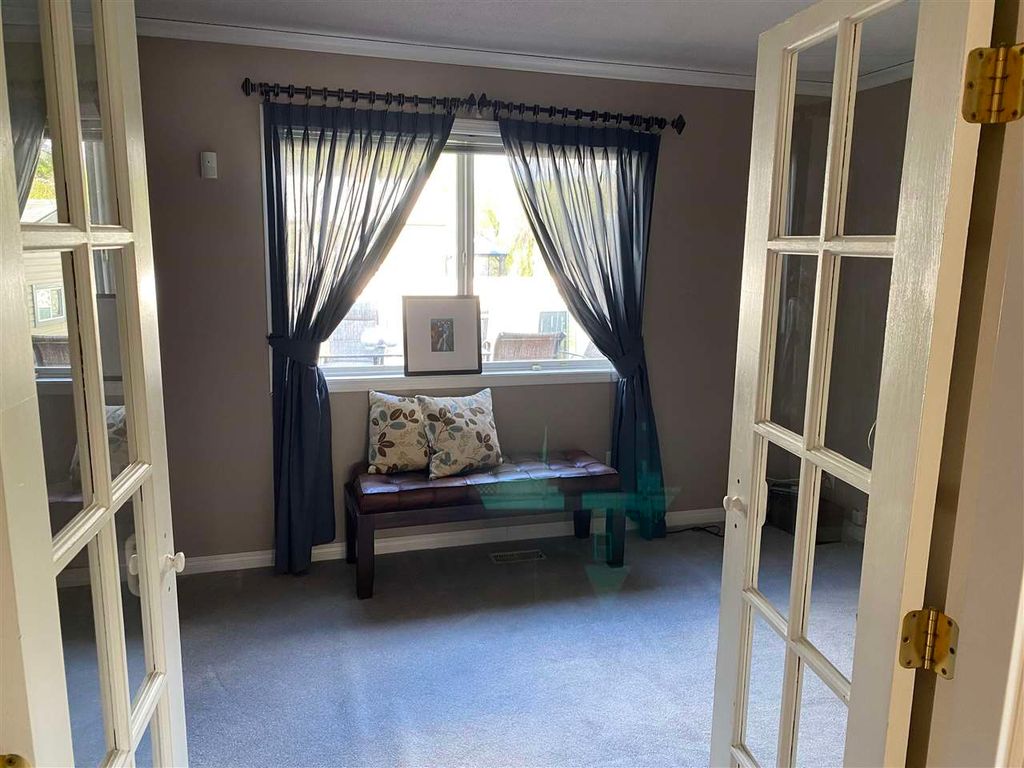 listing image 1102533088196917272