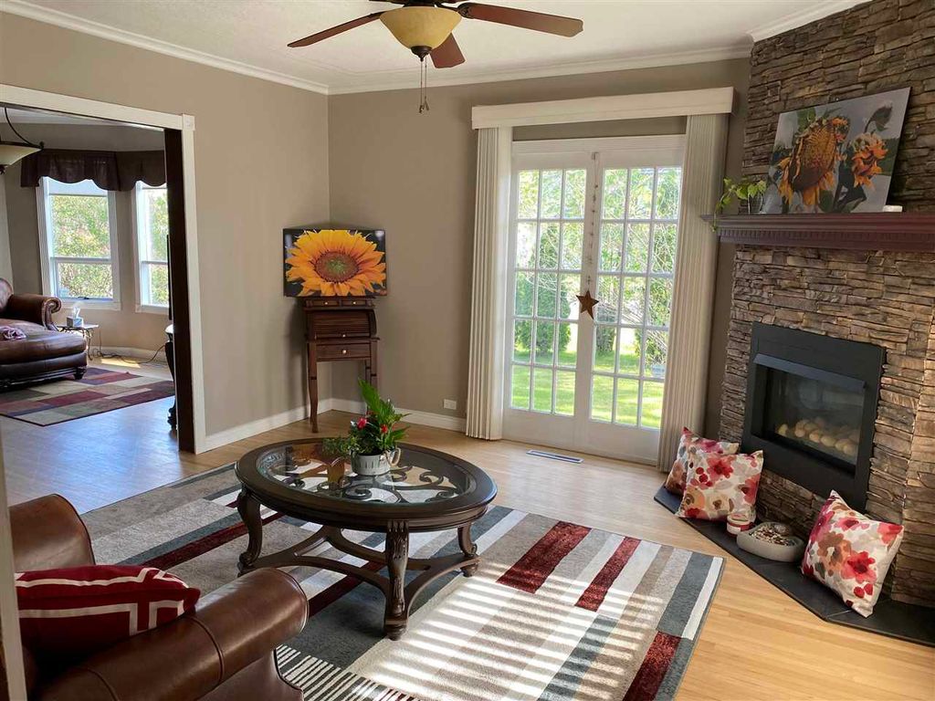 listing image 1108545783371918999