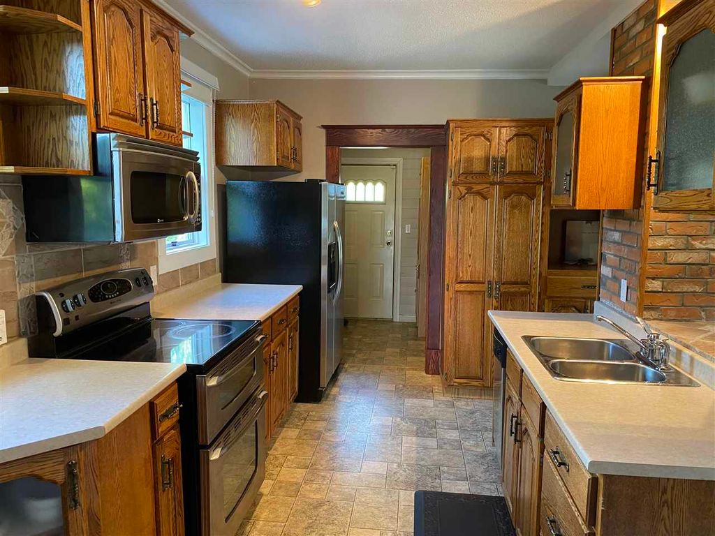 listing image 1108648690158651425
