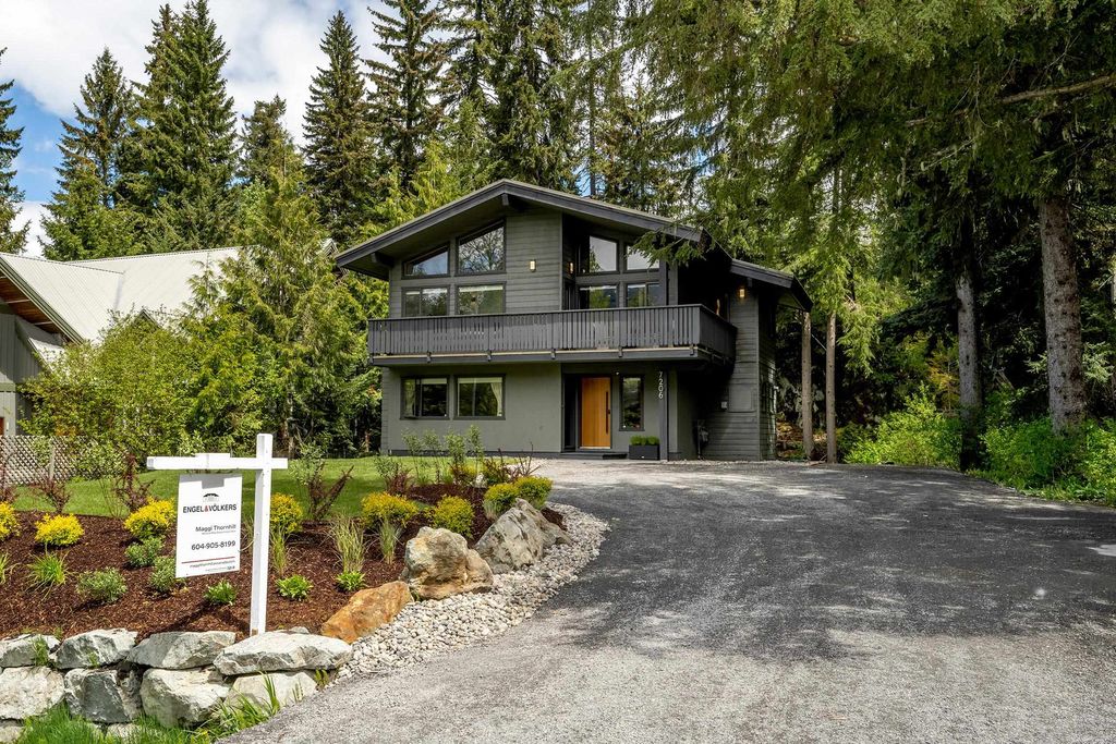 listing image 1105240394529470272