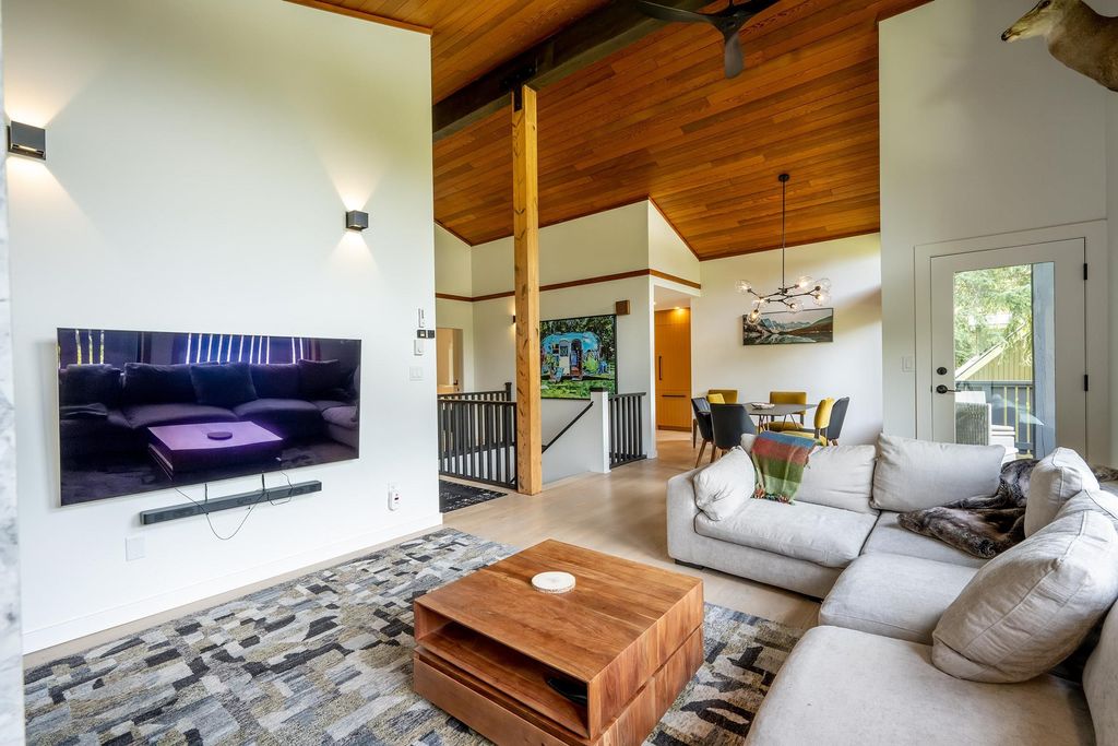 listing image 1107738160352978803