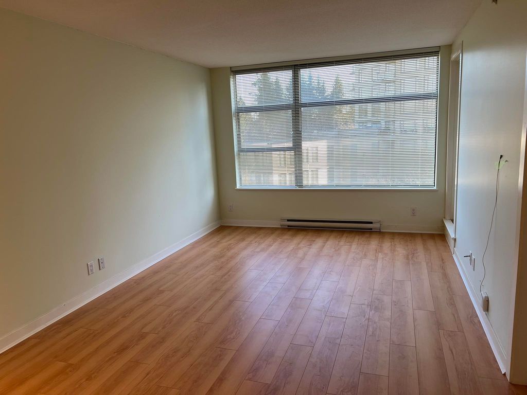 listing image 1107540565584492644