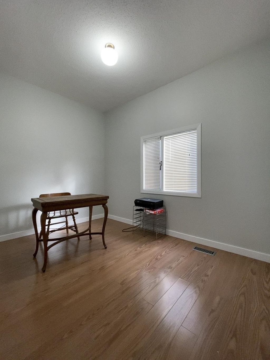 listing image 1101214852723405241