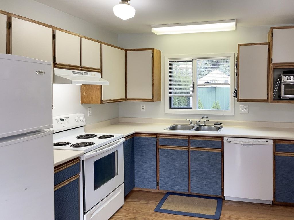 listing image 1102755959297712073