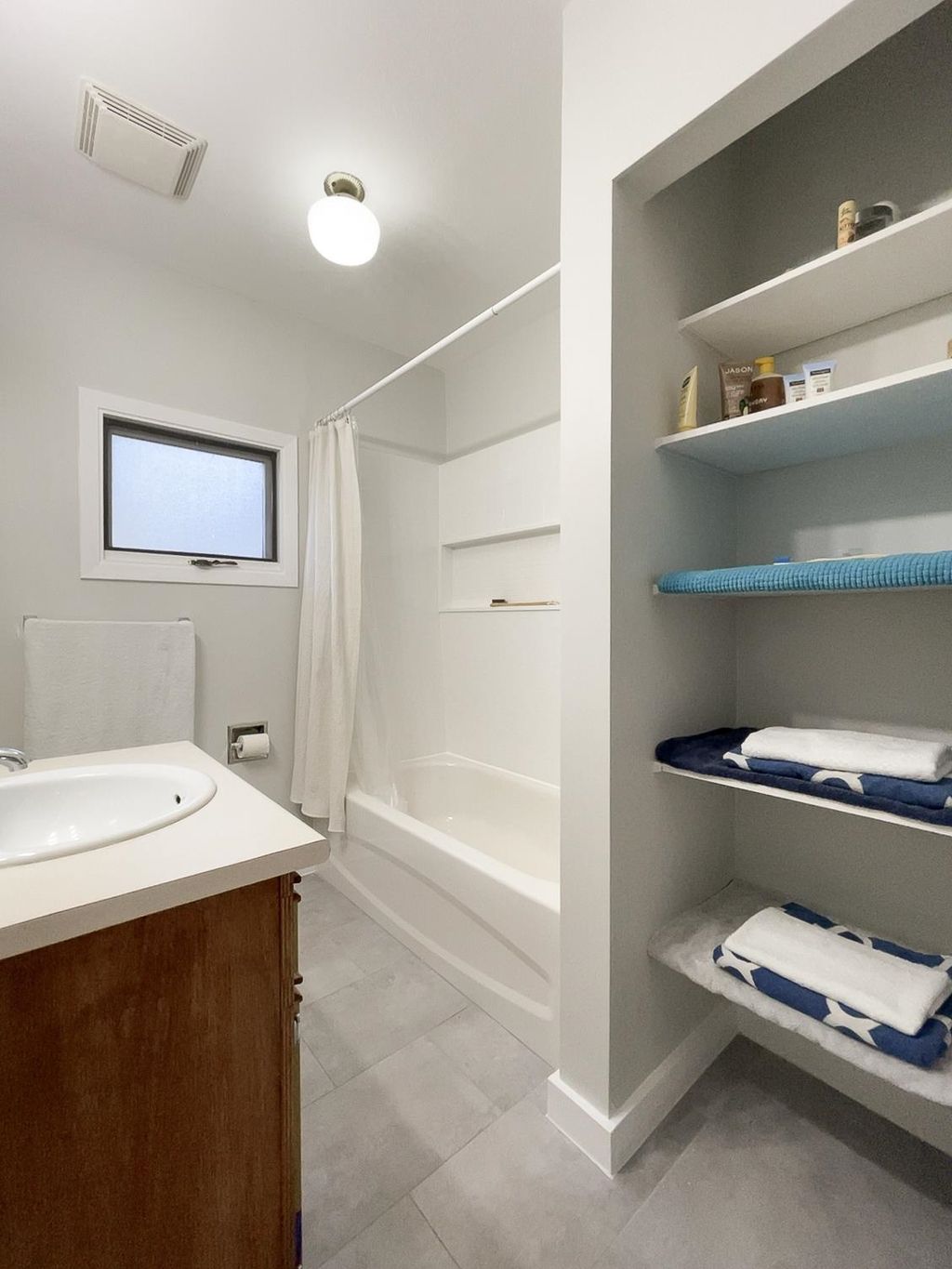 listing image 1108120594677213555