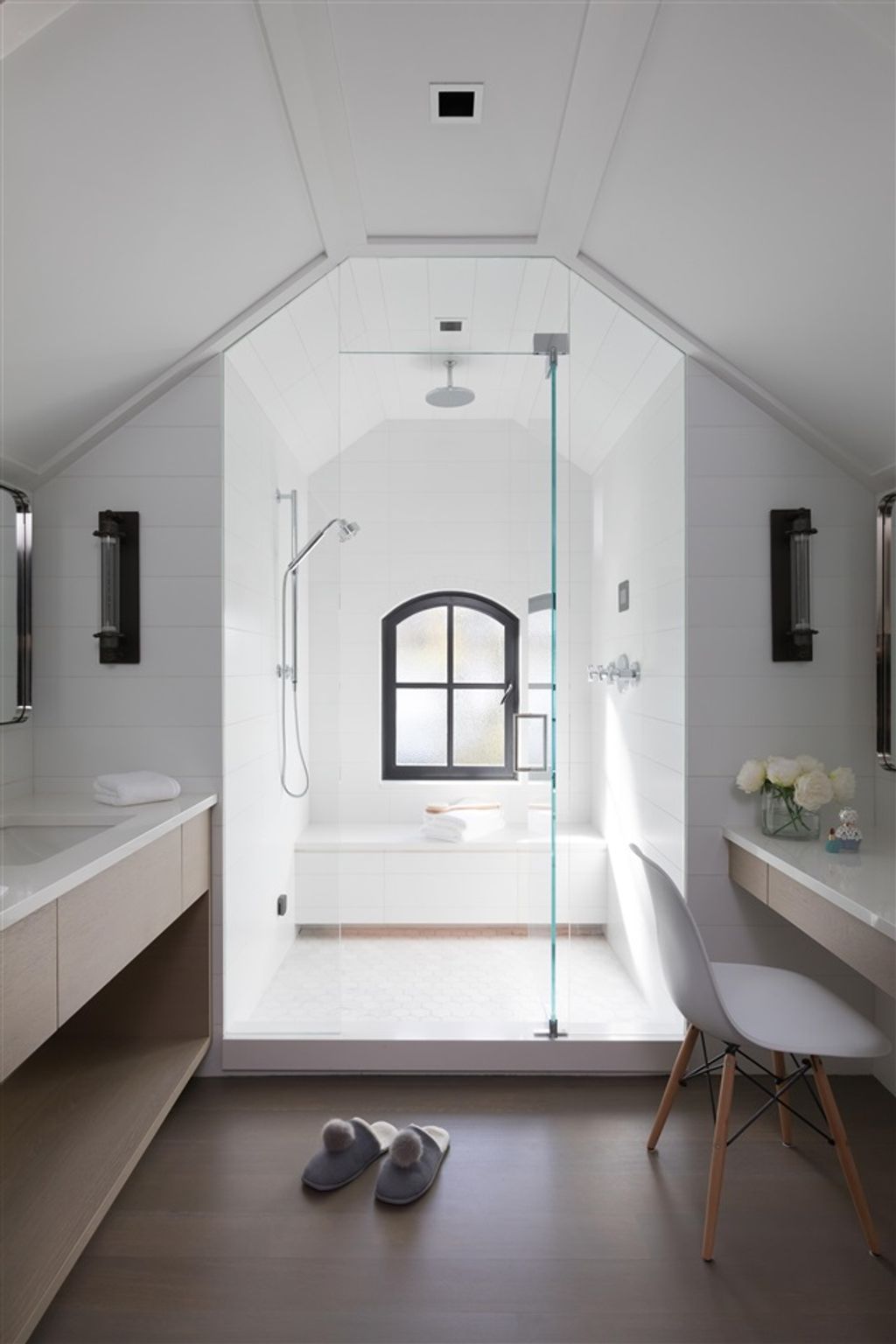 listing image 1104964484430994748