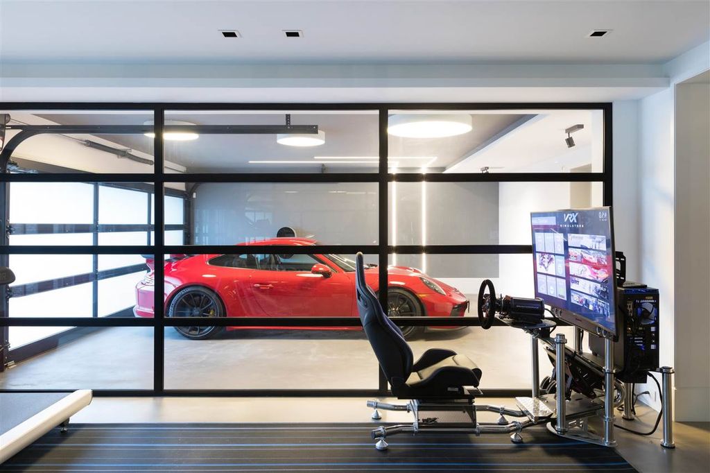 listing image 1104532098746385786