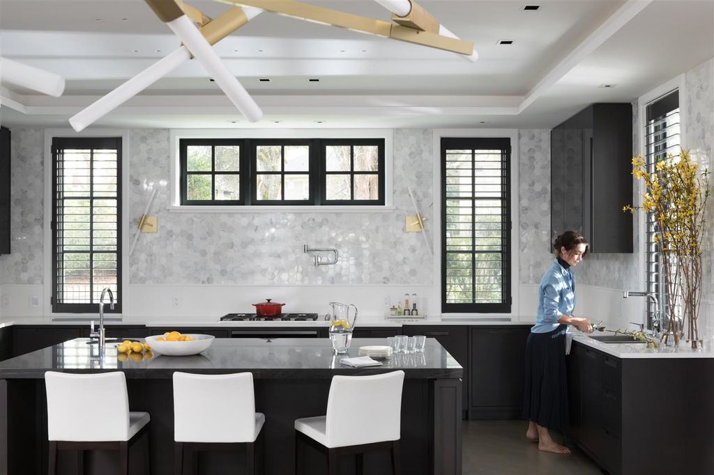 listing image 1105413976124080659