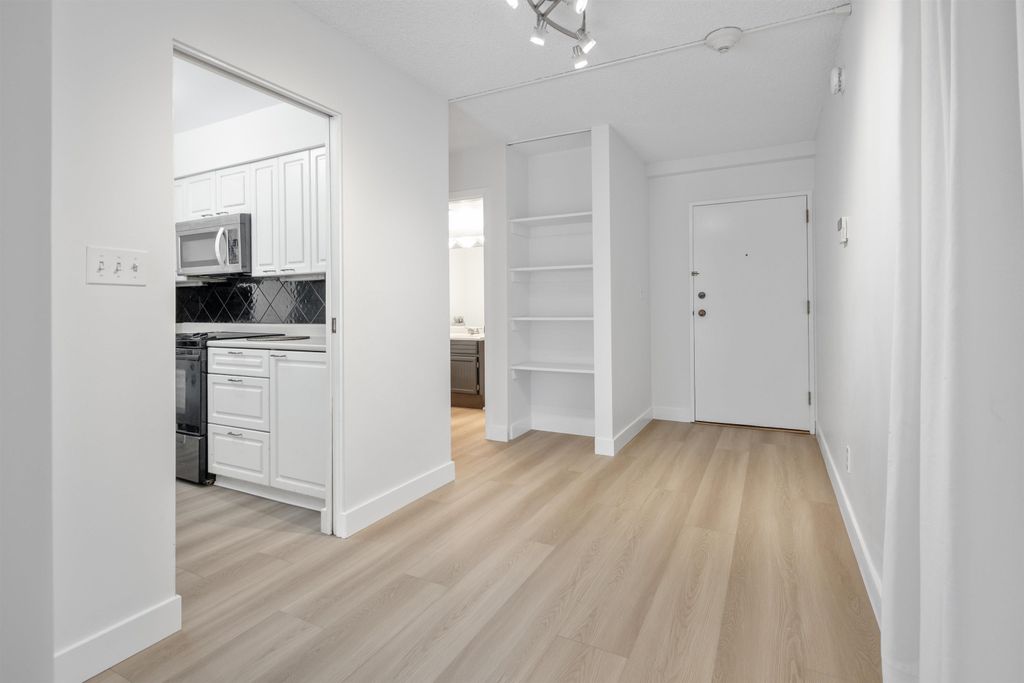 listing image 1103487962612957143