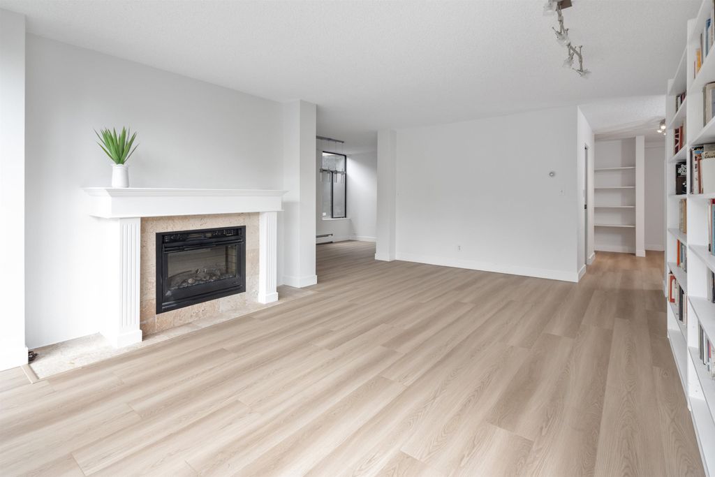 listing image 1103720493922658388