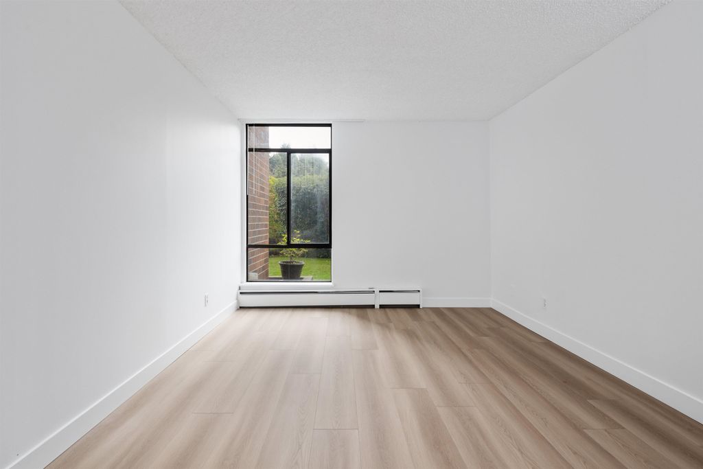 listing image 1102817565613363103