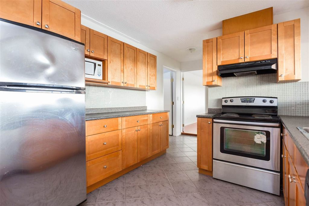 listing image 1100607814016850991