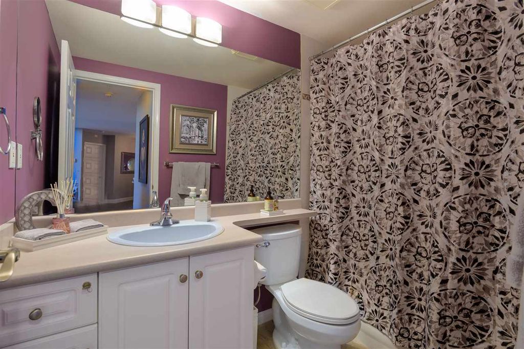 listing image 1106309349930864958