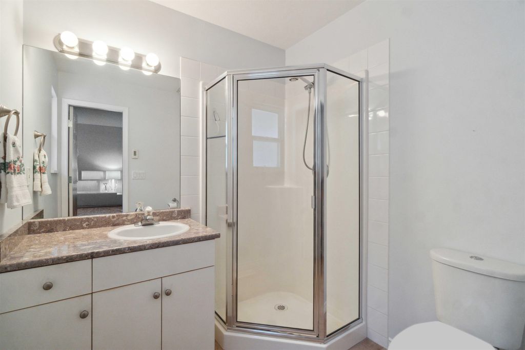 listing image 1107507868647533942